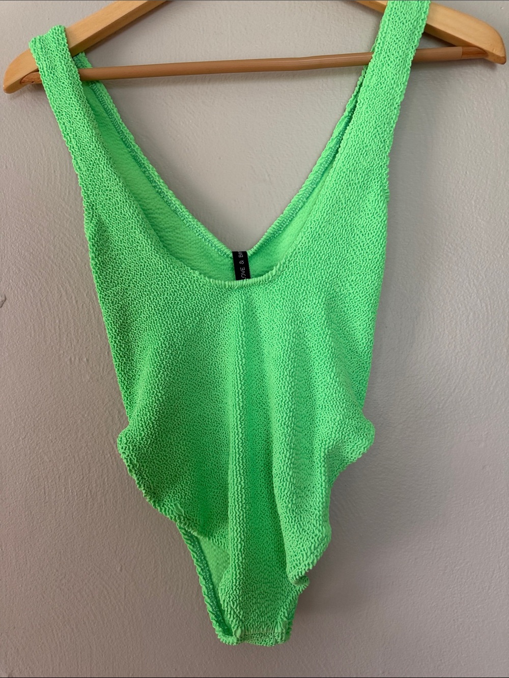 NWT Love & Bikinis Marbella Jungle Green Textured One-Piece Swimsuit - Picture 7 of 8
